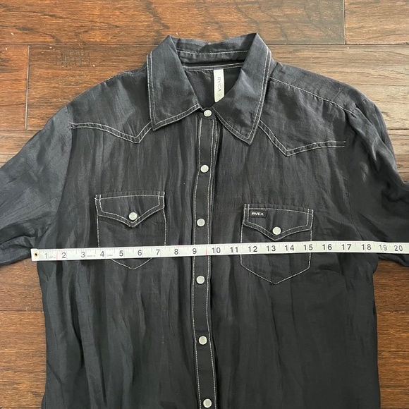RVCA Western Looking Sheer L/S Top Size Large - Picture 3 of 12